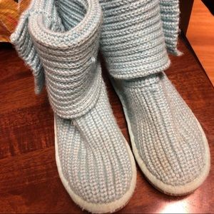 Uggs boots size 1 kids... turquoise